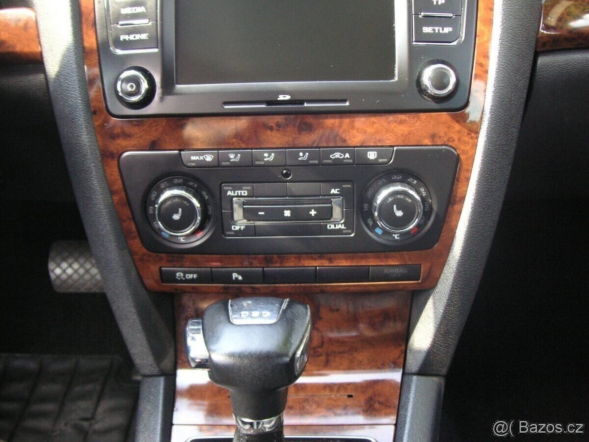 Škoda Octavia II 1.6 TDi DSG-Combi - 11