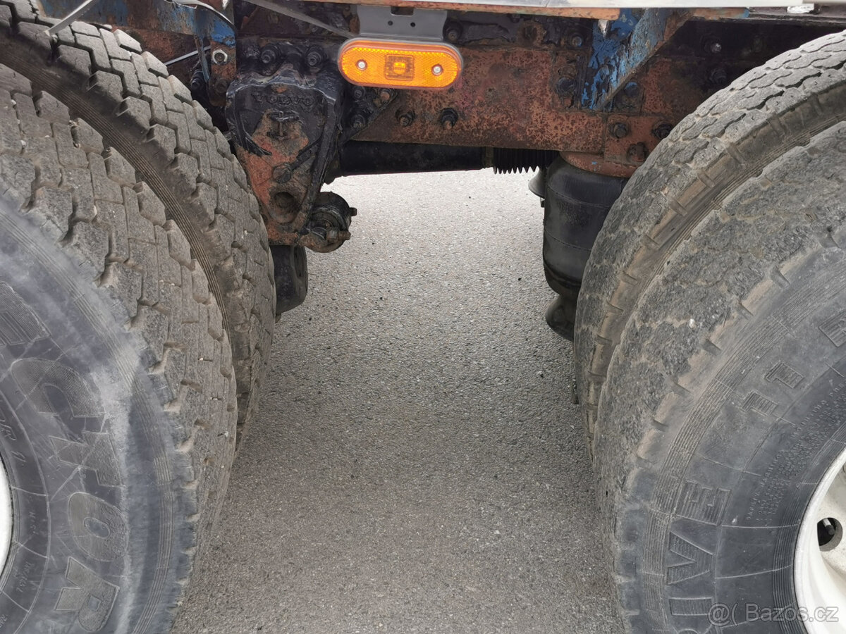 Prodám tahač návěsů VOLVO VVN EURO 3 retardér - 11