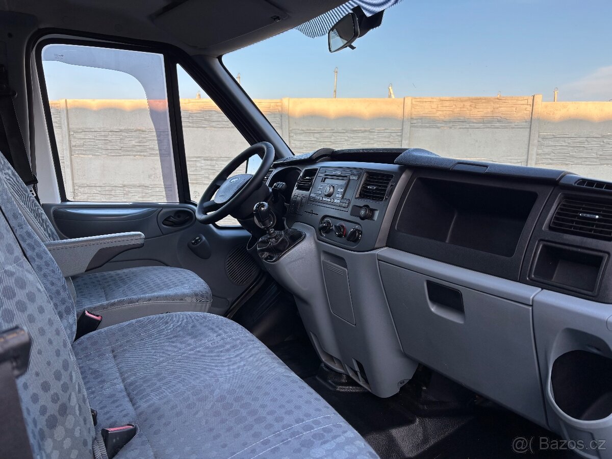 Ford Transit Dvoukabina 7Míst Dvoj Montáž 2.2Tdci R.V. 2014 - 11