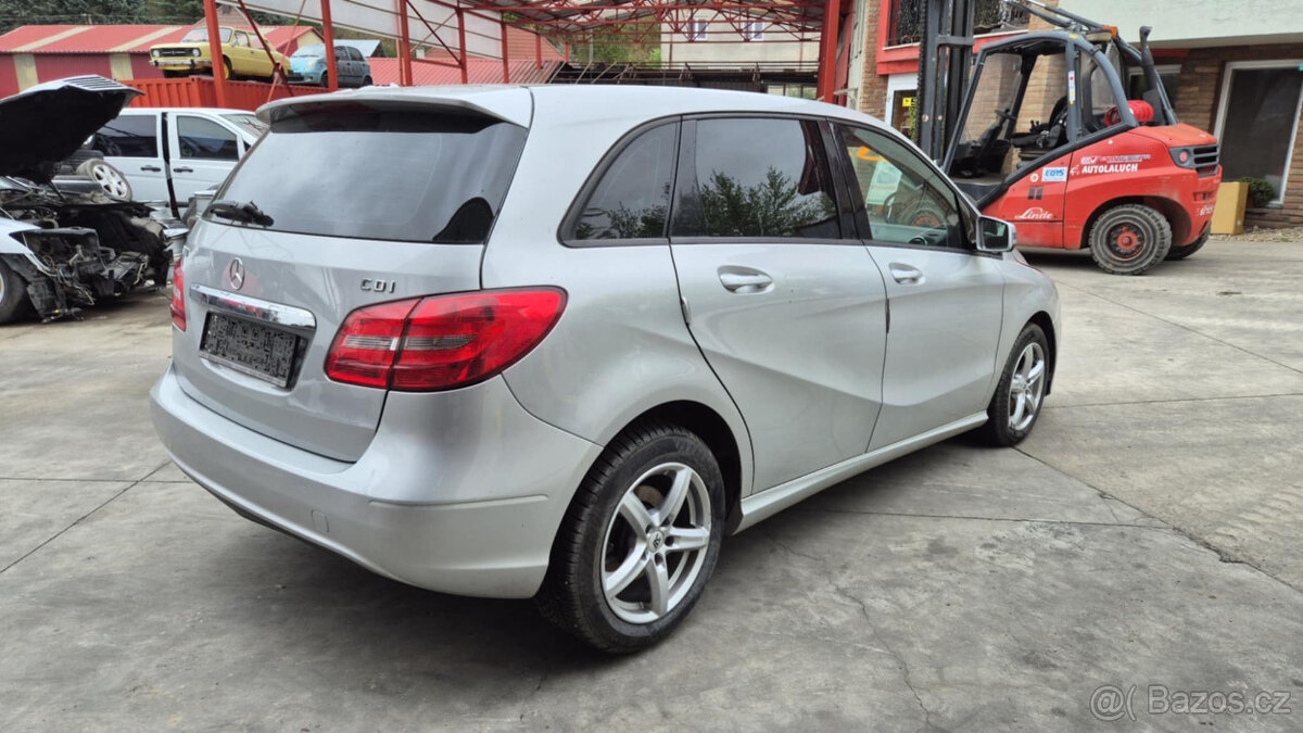 Mercedes Benz B W246 180Cdi 80kw - 11