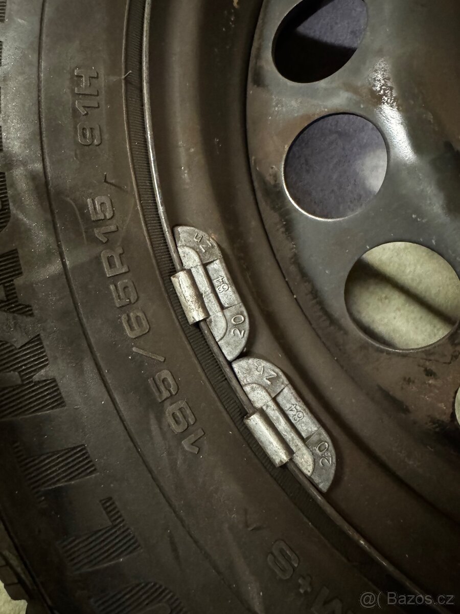 Pneumatiky zimní i letní Goodyear Ultragrip 9 rotation M+S - 11