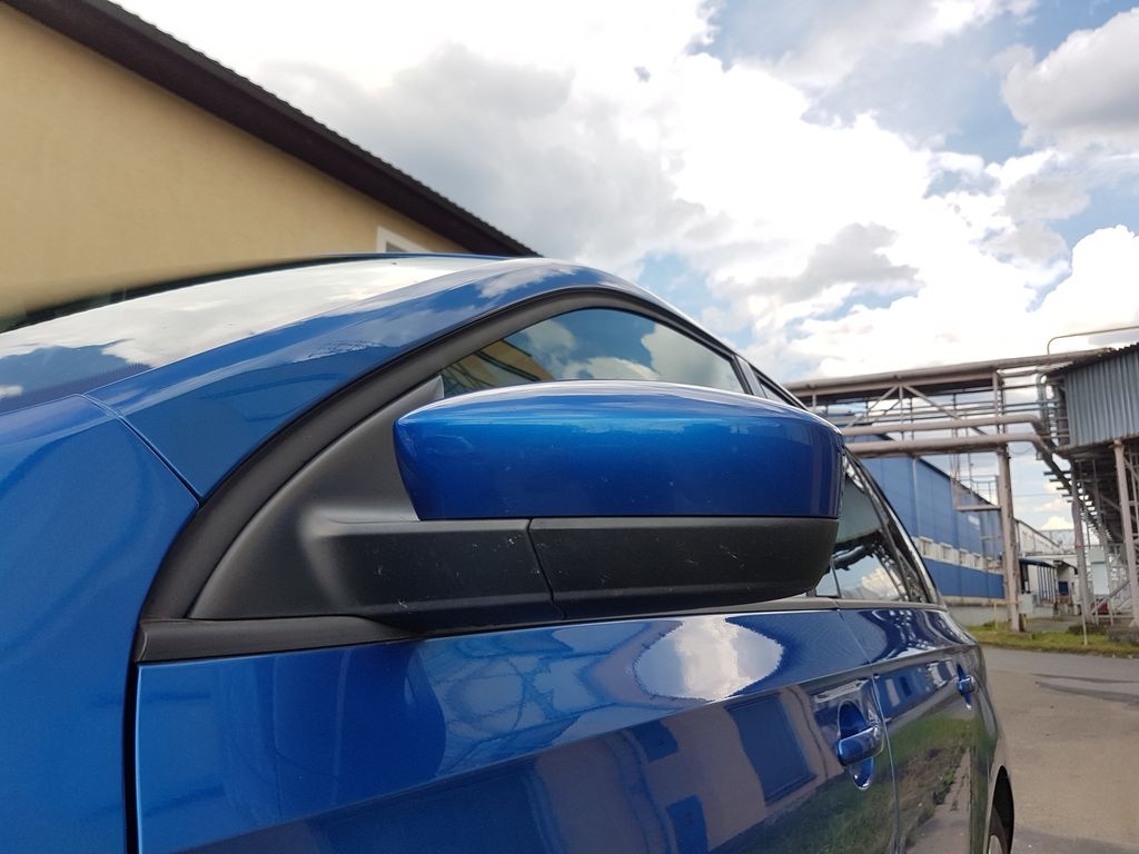 Škoda Rapid Spaceback modrý, 1,2 TSi 77 kW - ND z vozu - 11
