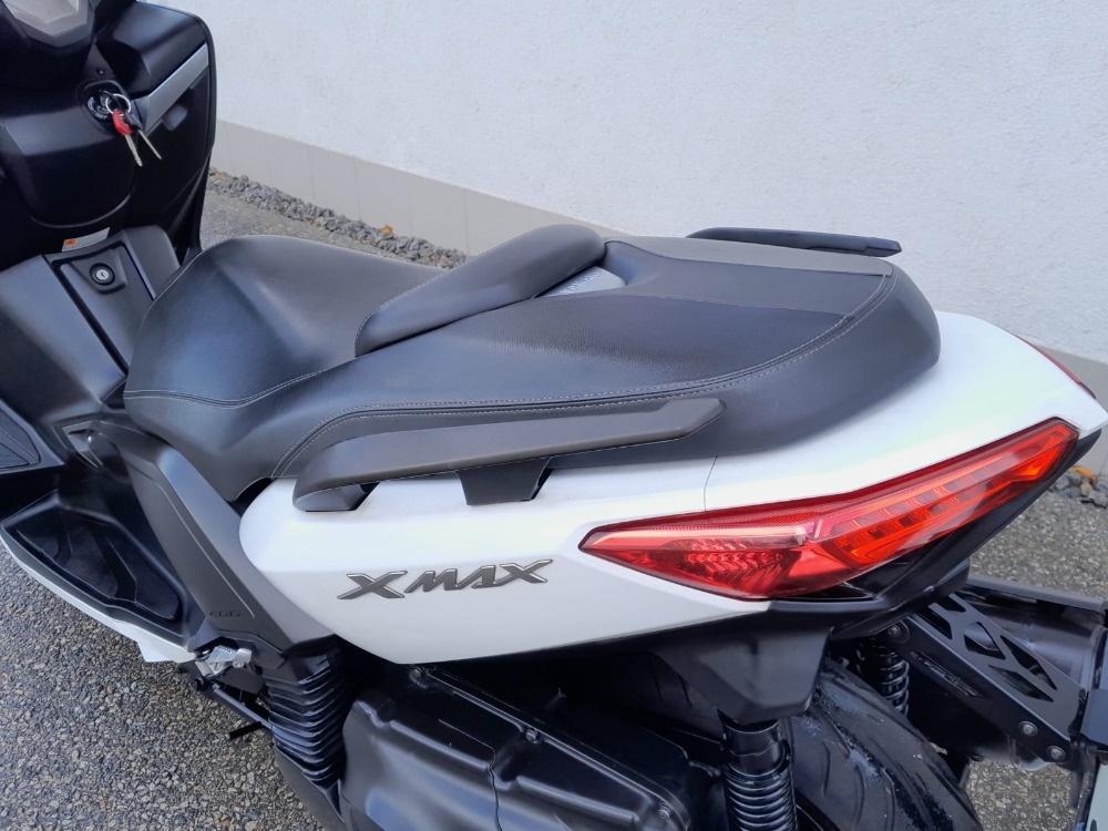 Yamaha X-Max 400 ABS, 2014, moc pěkný stav - 11