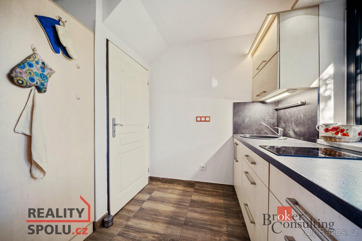 Prodej, domy/chata, 64 m2, Rozkvět míru I E379, 50009 Hradec - 11