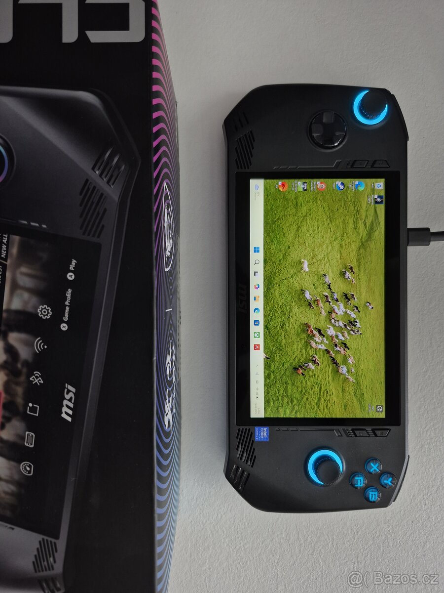 Prodám MSI Claw A1M-054CZ Intel Core Ultra 7/16GB RAM /1TB - 11