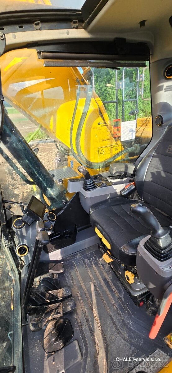 Pásový bagr JCB 220X L, rok výroby 2018, 7486 motohodin - 11