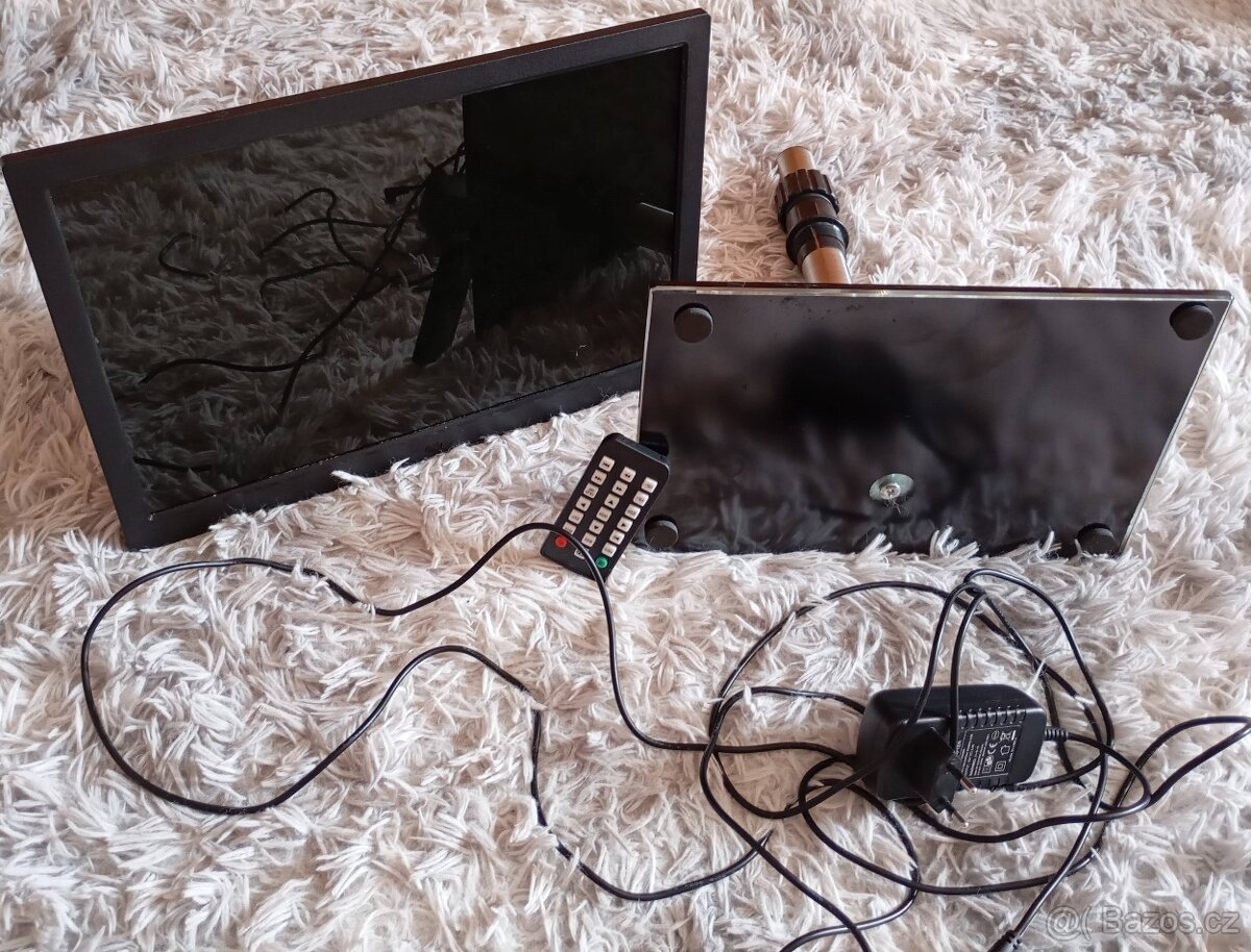 digitální HD foto rámeček se stojanem - 11