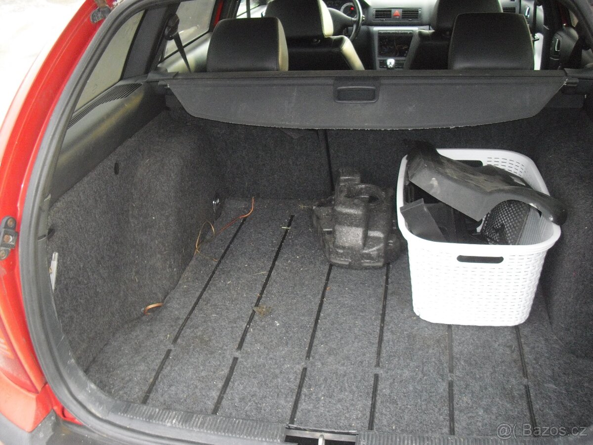 Skoda Octavia RS1 Kombi - 11