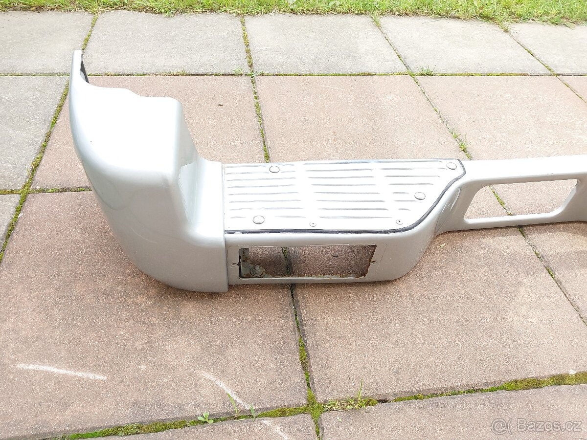 Hyundai Galloper : Nárazníky - 11