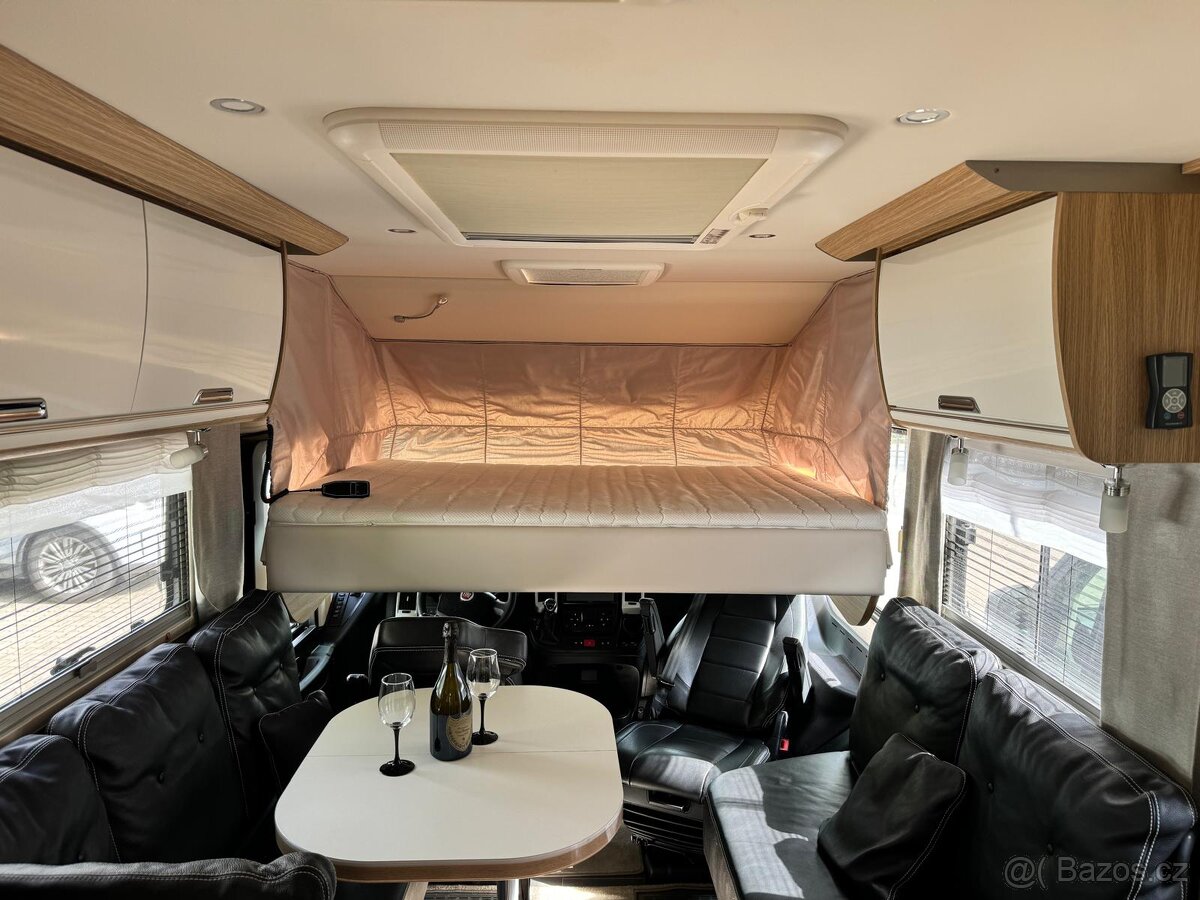 Niesmann + Bischoff 2021 obytný vůz - 11