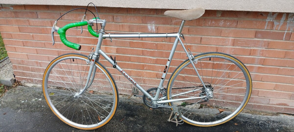 Favorit vel. 58, rok 1985 - 11