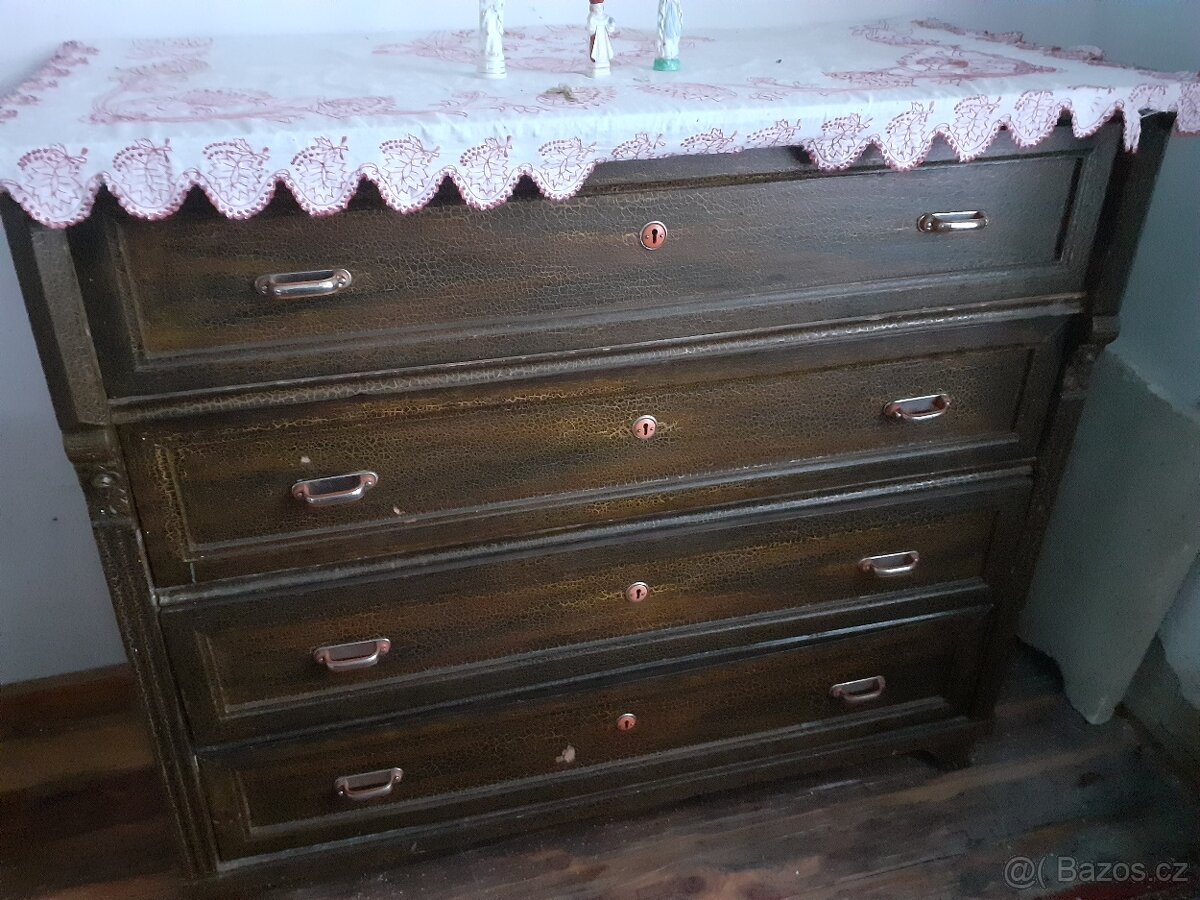 Keramika , růžový porcelán, sošky psů, obrazy - 11