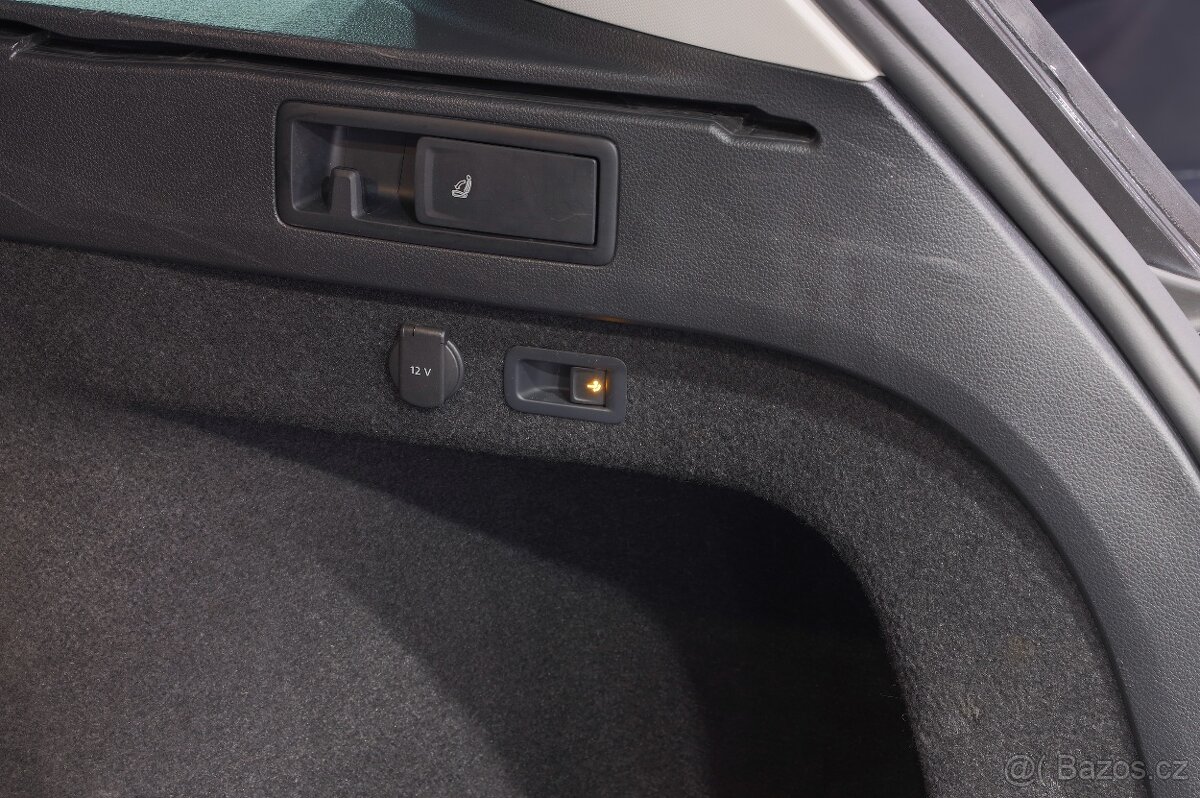 VW Passat B8 Variant 1.5TSI 110kW DSG - záruka Autodraft - 11