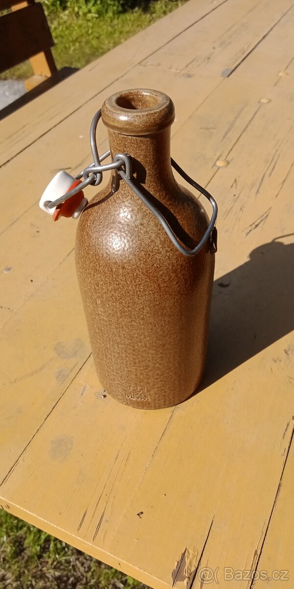 SKLENĚNÉ RETRO LÁHVE - 11