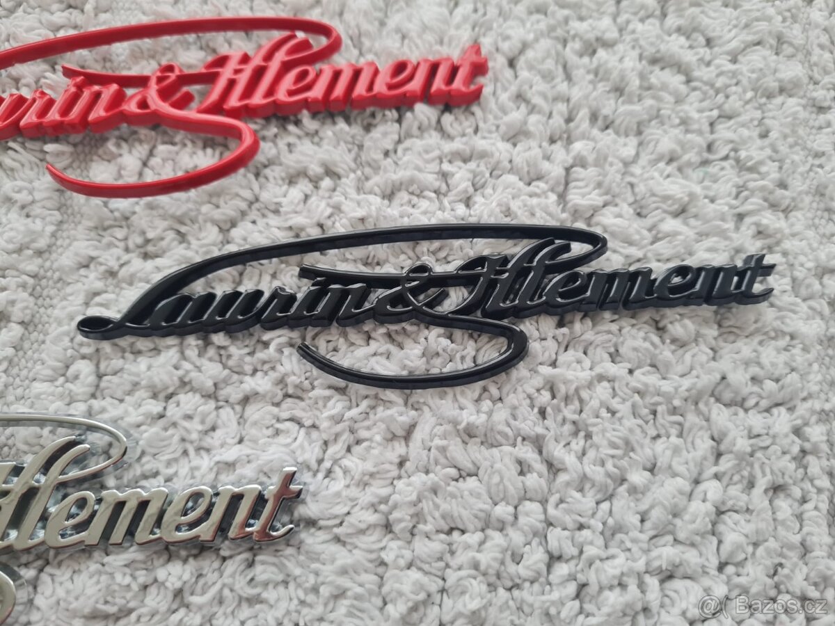 Nápis Laurin Klement , chrom, zlatý, červený, čierny - 11