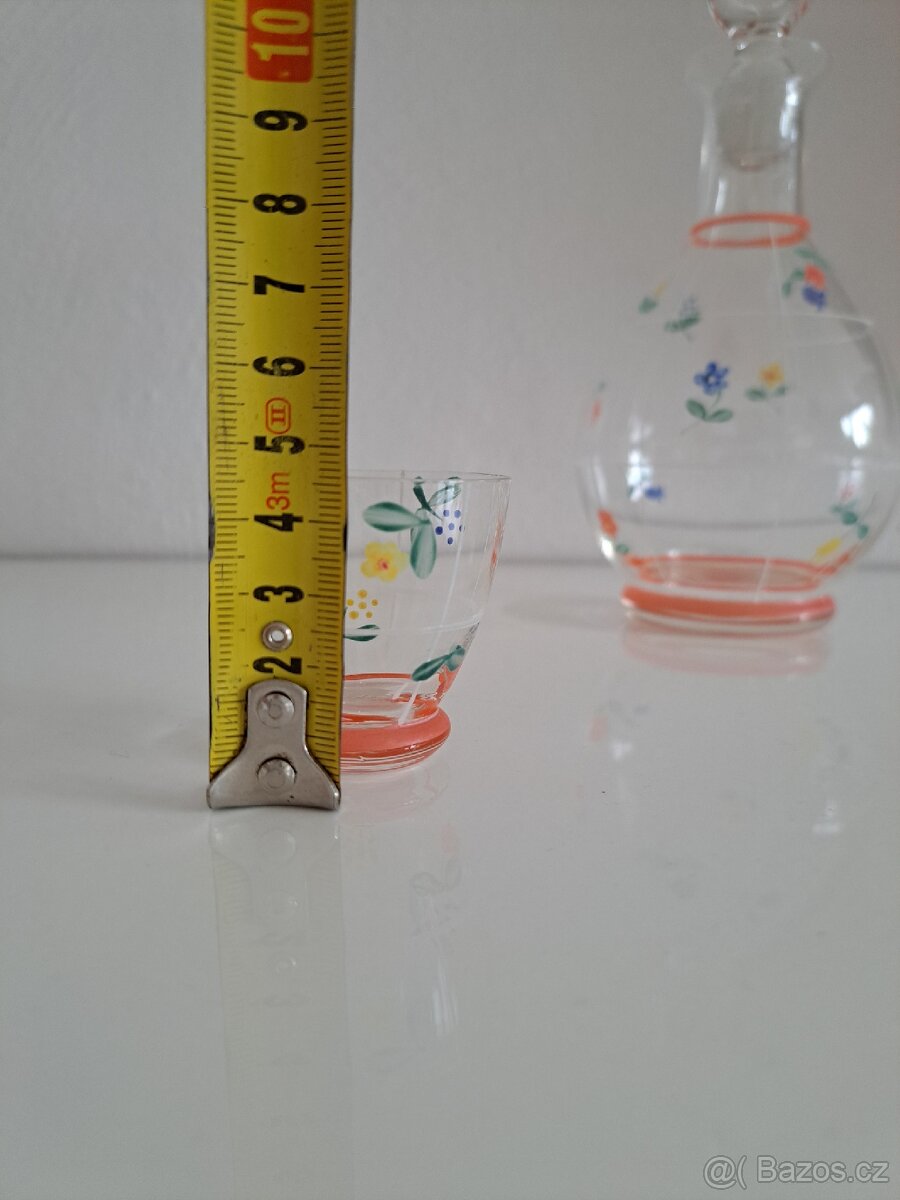 Skleněná karafa se čtyřmi skleničkami - 11