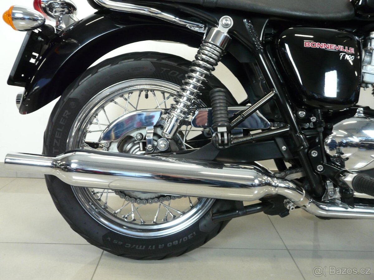 Triumph Bonneville T 100 - 11