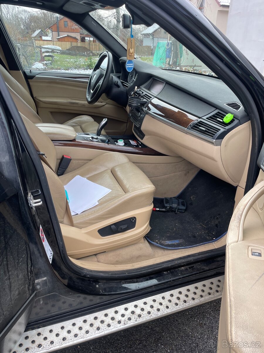 BMW x5 E70 XDrive 173kw r.v. 2009 - 11