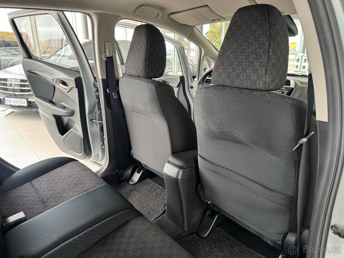 Honda Jazz 1.3i-VTEC Tempomat Vyhř.Sed - 11