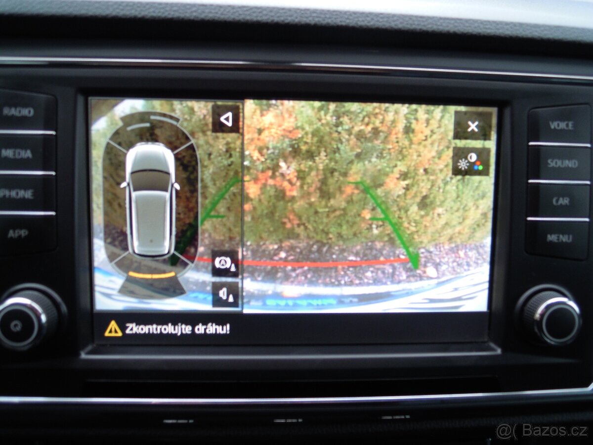 Seat Ateca 1.6TDi STYLE-BRZDY-SERVIS-DPH - 11