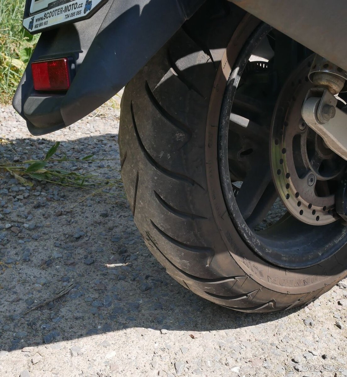 AN 650 BURGMAN 2. generace (2013) - 11