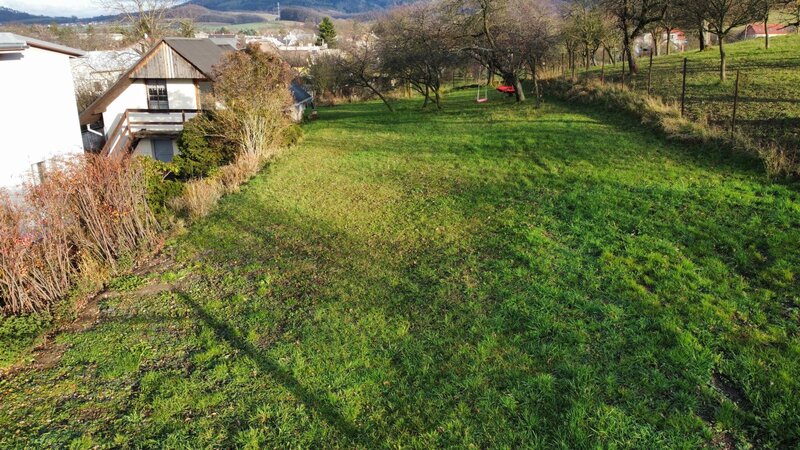 Prodej stavebního pozemku Chomýž - 11