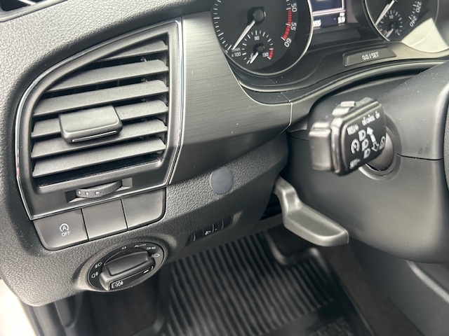 Škoda Fábia III Kombi 2018 1,4 TDi vyhř. sedačky, AC, DPH - 11