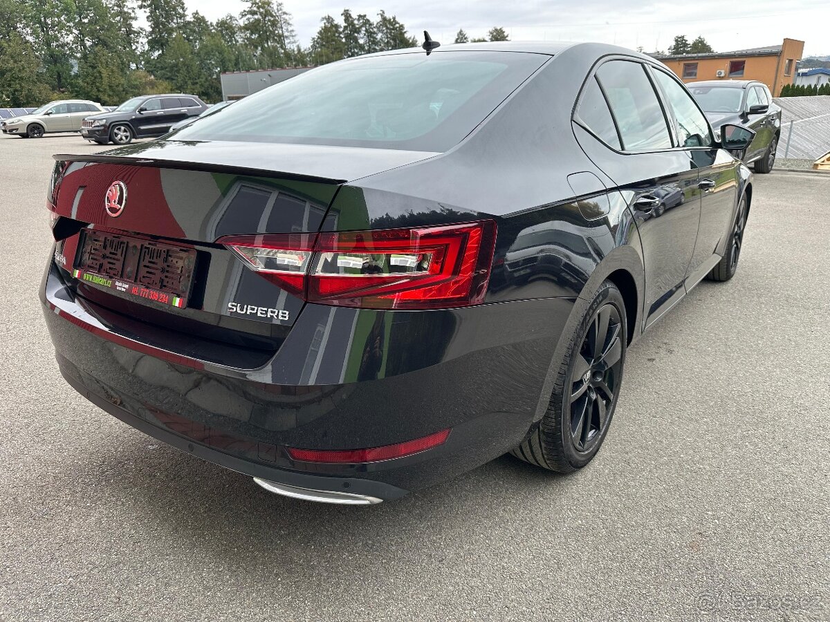 ŠKODA SUPERB 2.0TDi 110kW SPORTLINE - 11