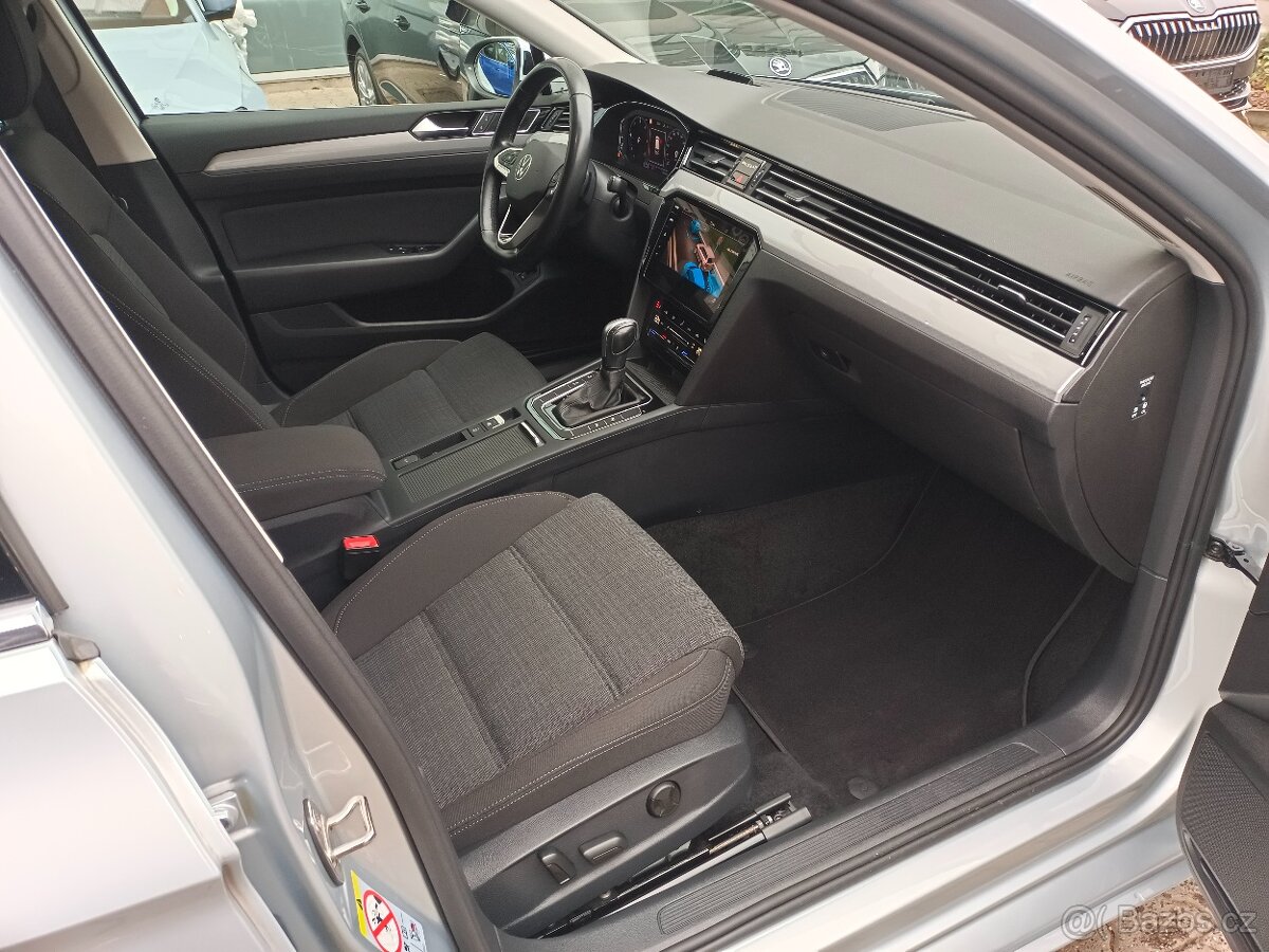 VW Passat B8 Variant 2.0TDI 110kW DSG - záruka Autodraft - 11