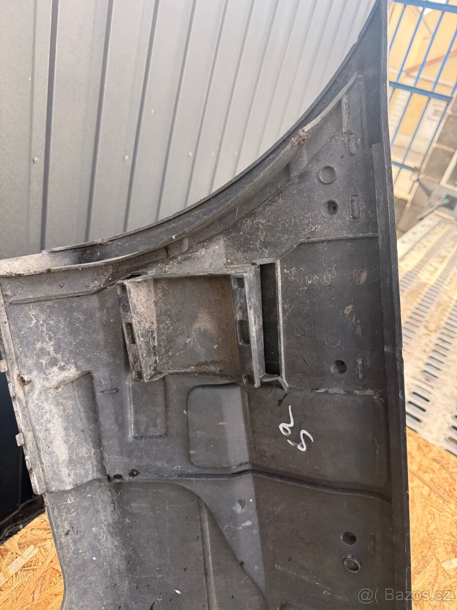 BMW E36 kufr a zadní nárazník. - 11