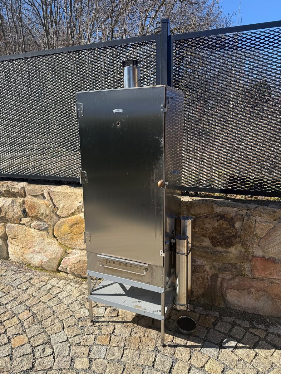 Udírna Smokemeister 200 - 11