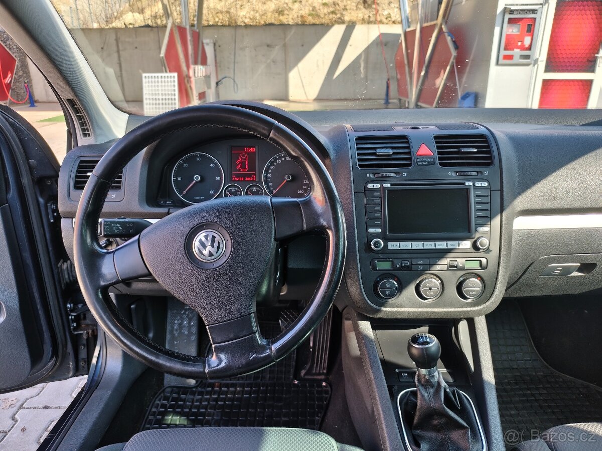 Volkswagen Golf 5 - 11
