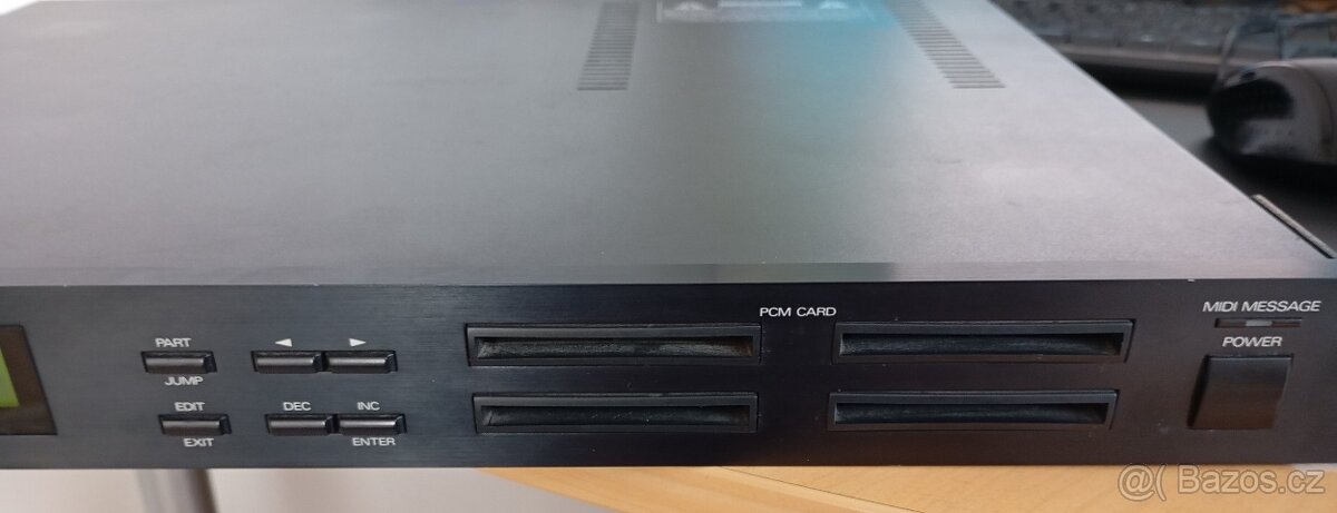 Roland sound modul U110 - 11