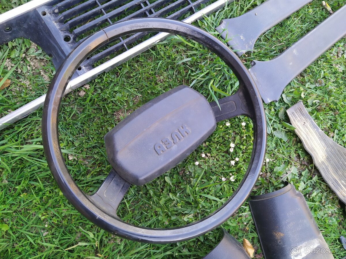 Moskvič mix dílů - 11