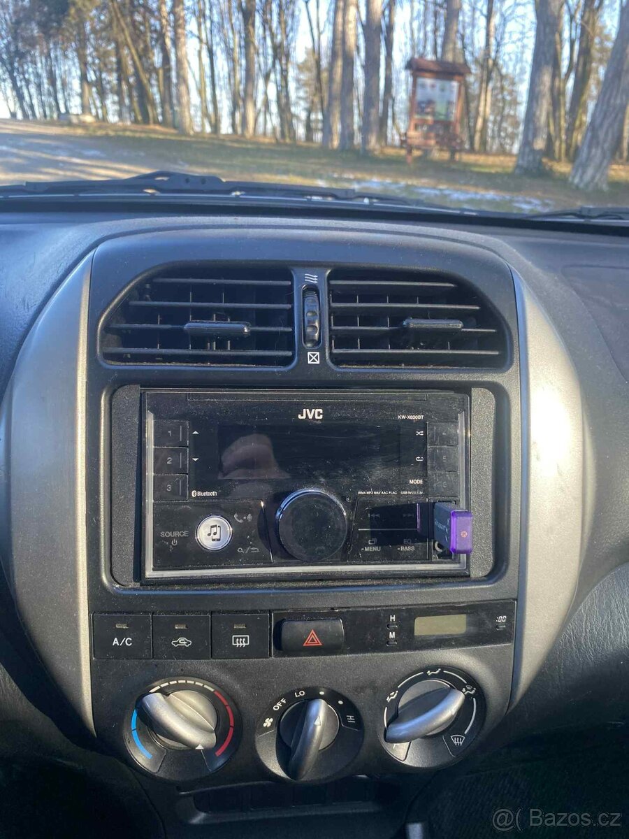 toyota rav4 - 11