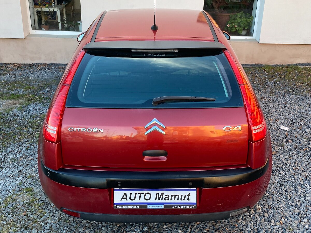 Citroën C4, 1.4 16v 65kW Nová STK - 11
