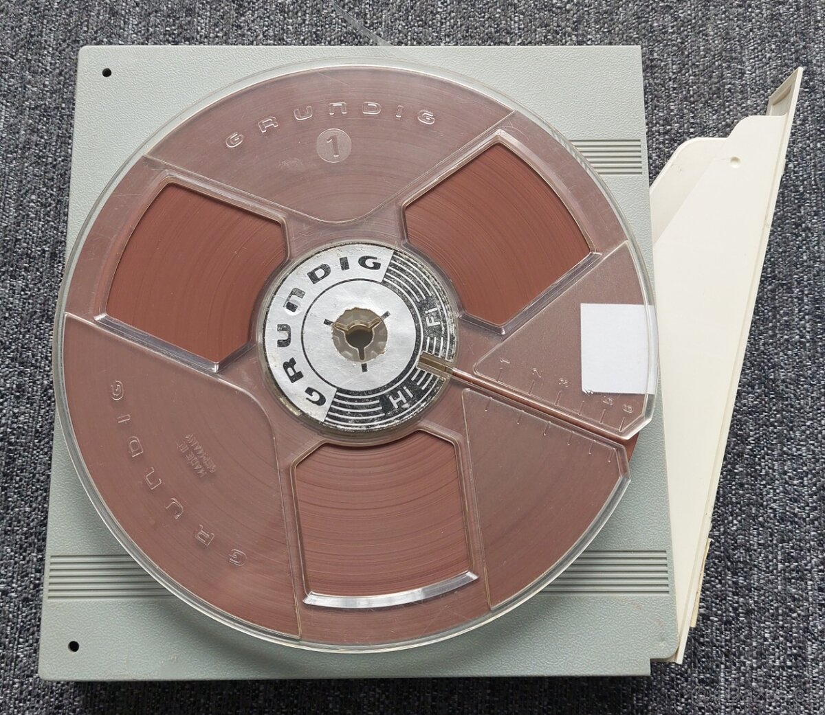 magnetofonove pasky - 11