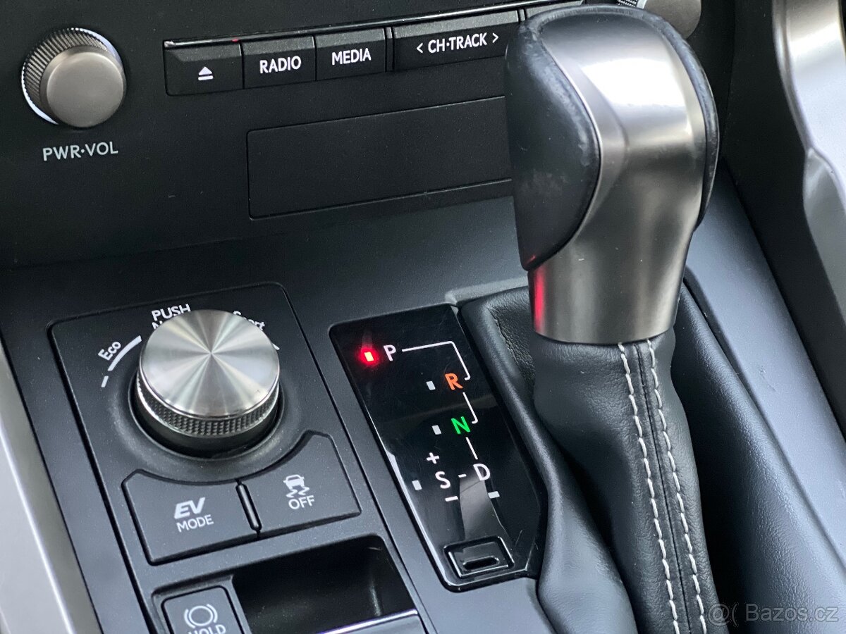 Lexus NX300h Hybrid m.2021 Perleť Navi Kamera Automat CVT - 11