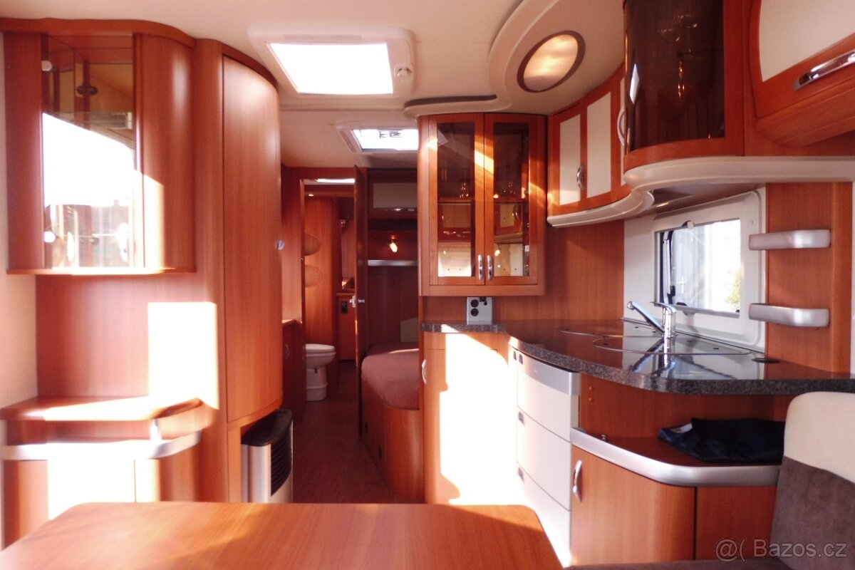 Hobby Mein Prestige 650 WFU Velká Koupelna + Stan. - 11