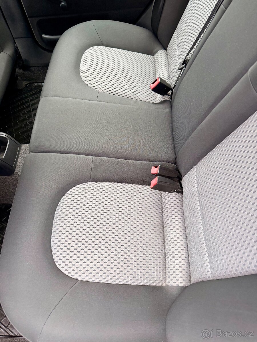 ŠKODA FABIA 1.4 ELEGANCE - 11