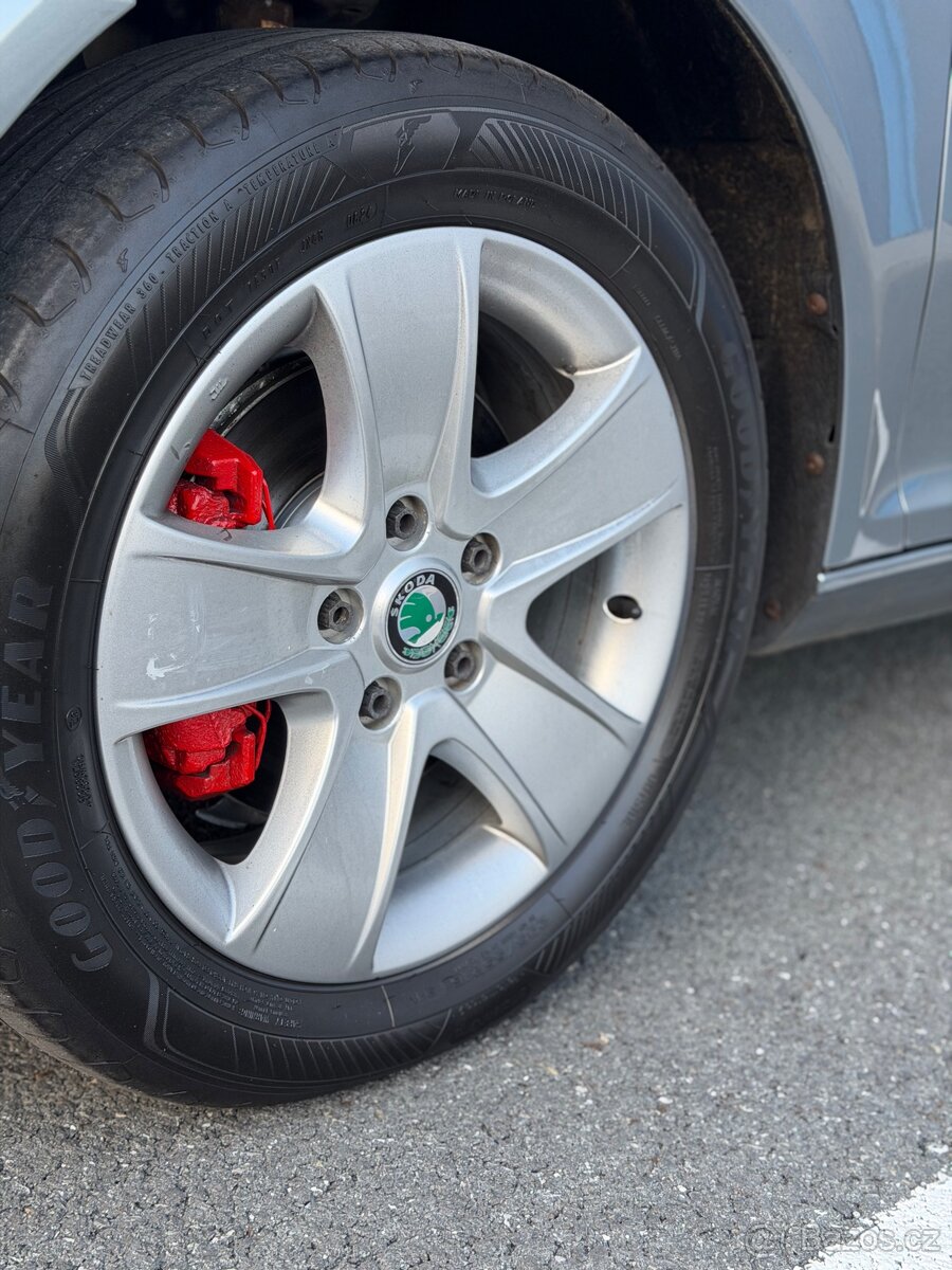 Škoda Octavia facelift 2.0 TDI 103 kW - 11