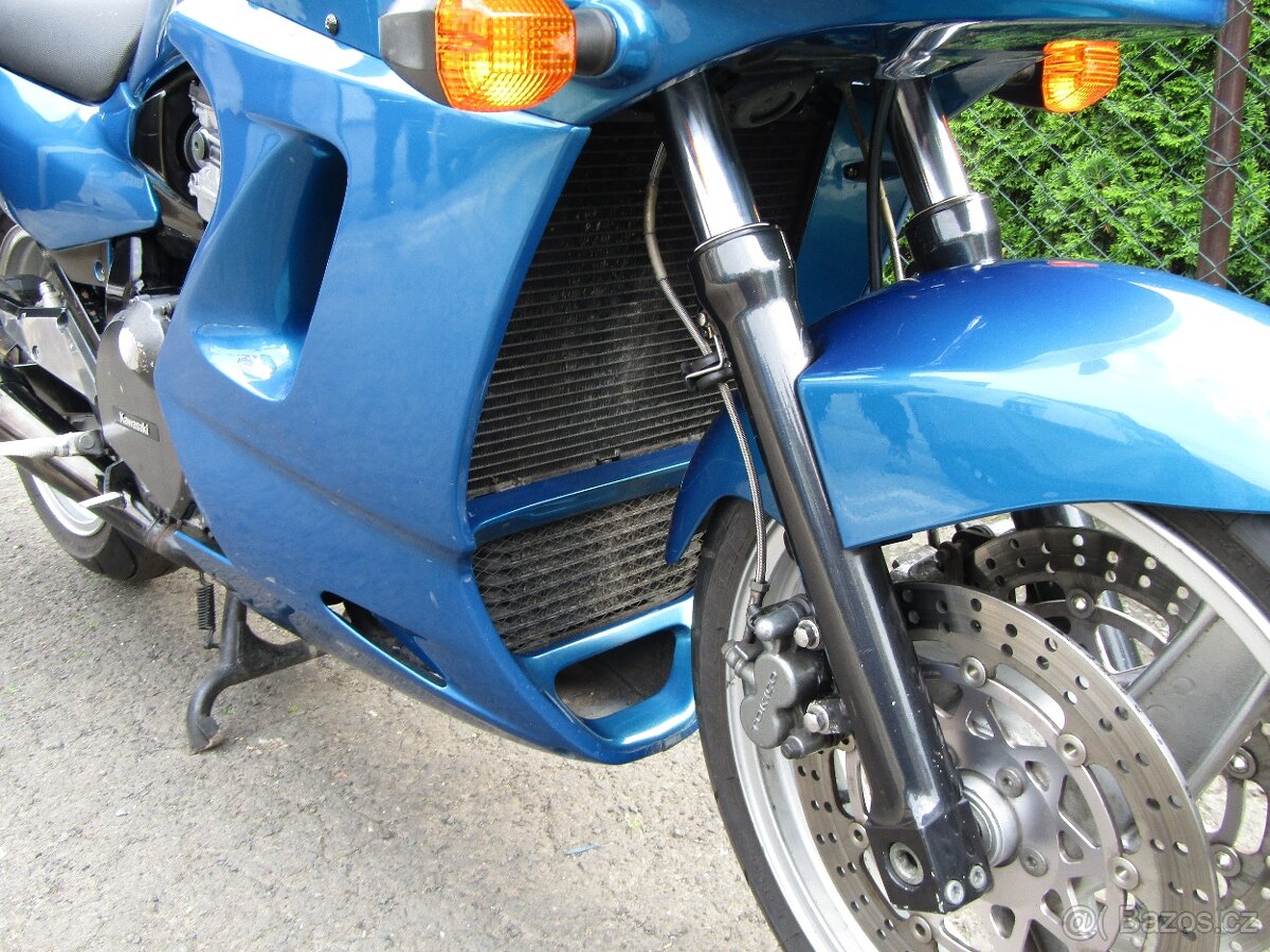 kawasaki gpz 1100 - 11