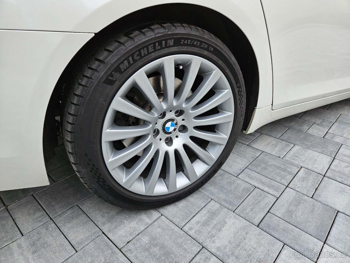 BMW 740i F01 N55 235kW - 11