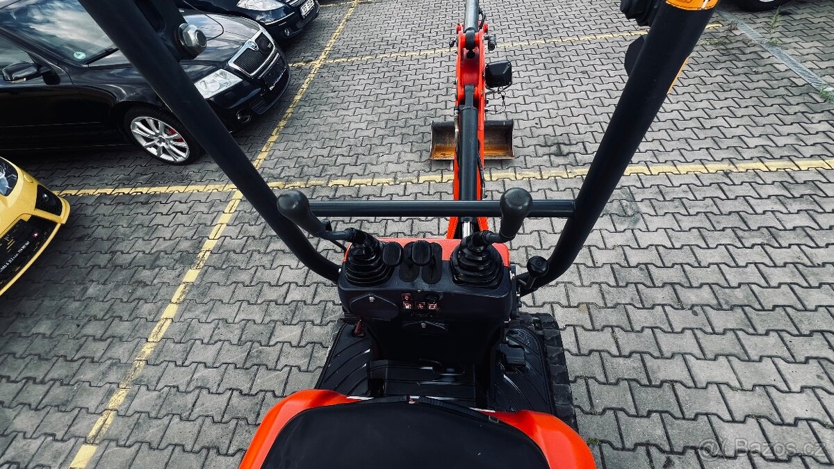 Kubota U10-3 - 11