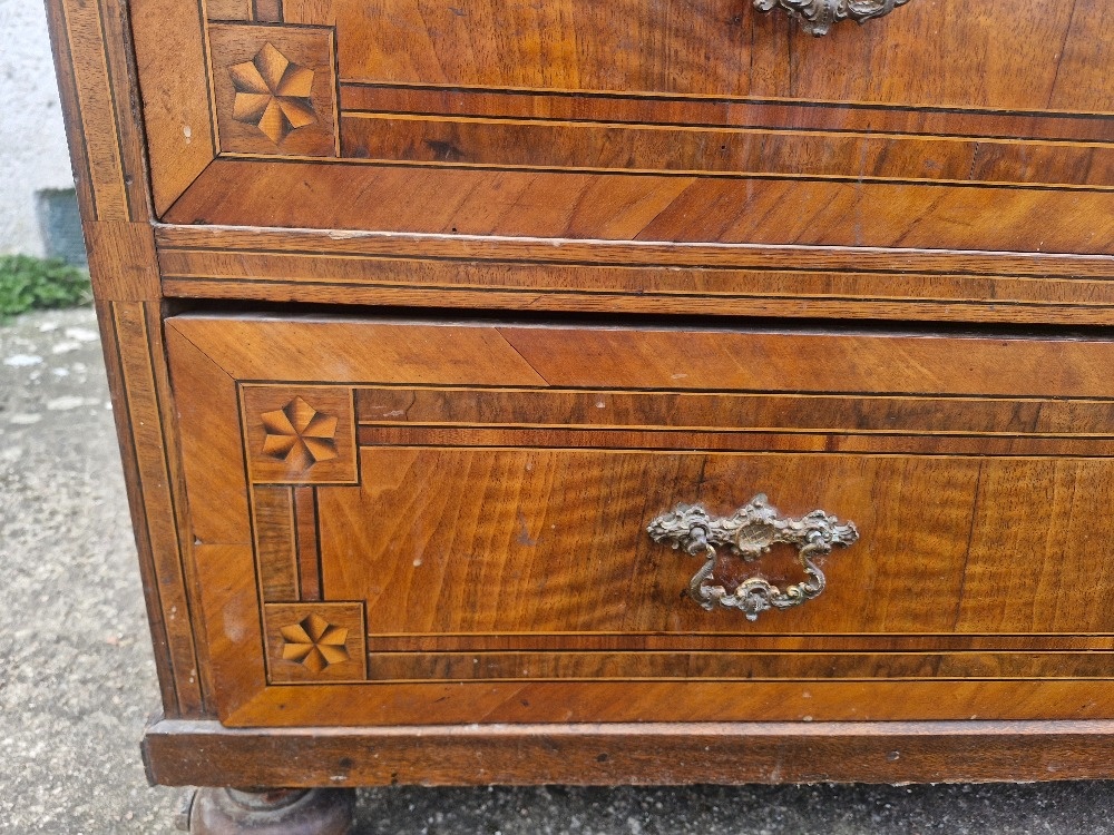 Komoda , malovana truhla, intarzovany pribornik - 11