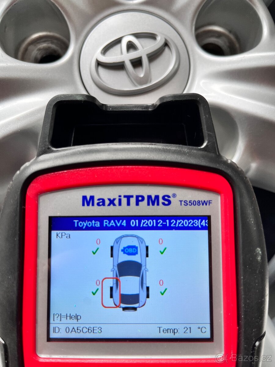 Toyota RAV4 - 4. Generace alu originál sada disku - ET45 - 11