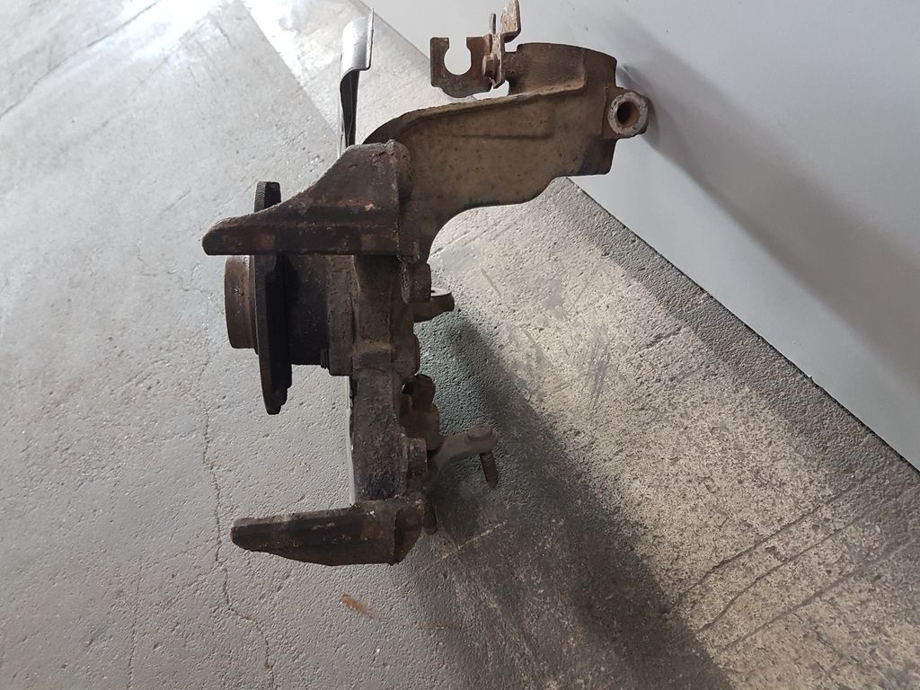 Pravá přední těhlice 1K0407256T Škoda Yeti a jiné vozy - 11