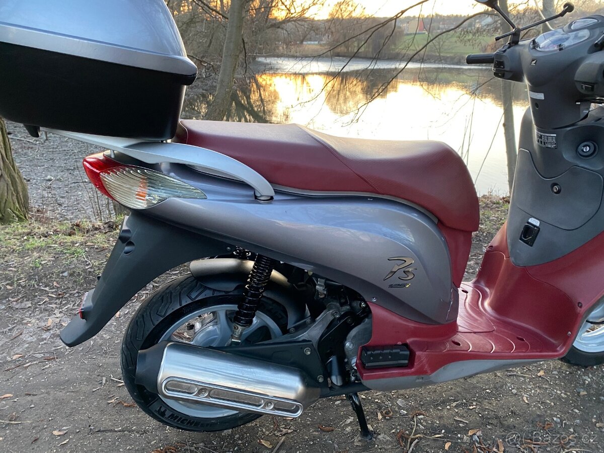 Honda Ps 125 i.e - 11