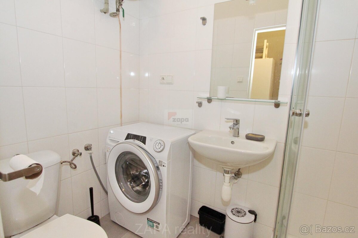 Pronájem bytu 2+kk 42 m2 s patrem na spaní, Praha 5 Smíchov, - 11