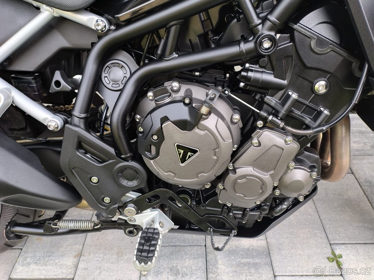 Triumph Tiger 900 GT - 11